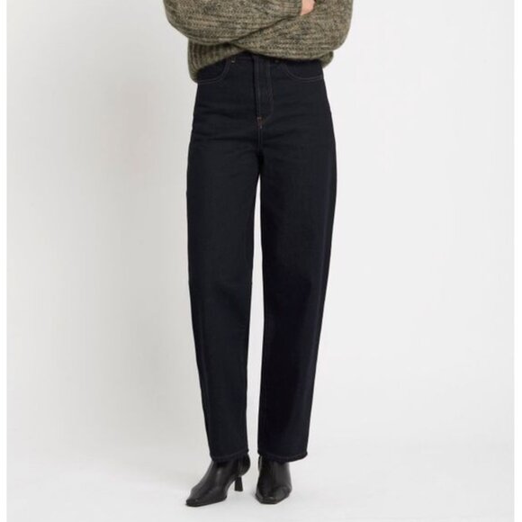 DEWI Jean - Picture 2 of 12